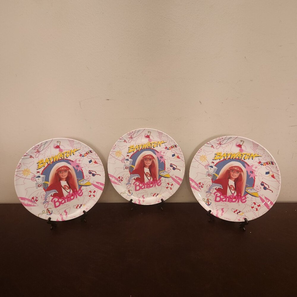SET OF 3 - VINTAGE - BAYWATCH BARBIE PLASTIC DINNER PLATES